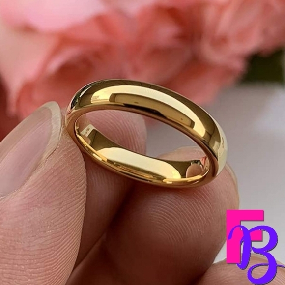 FingerBlingers Other - *NEW!* 4MM 14K Gold Tungsten Wedding Band